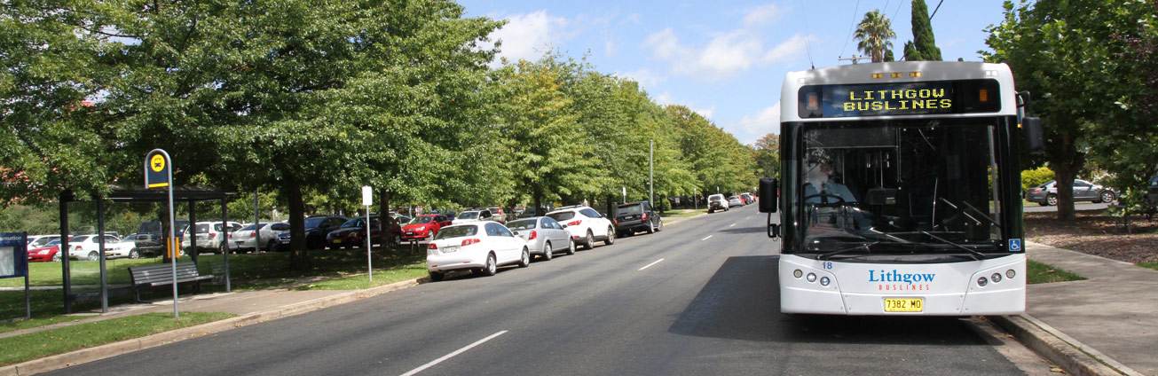 Lithgow Buslines bus